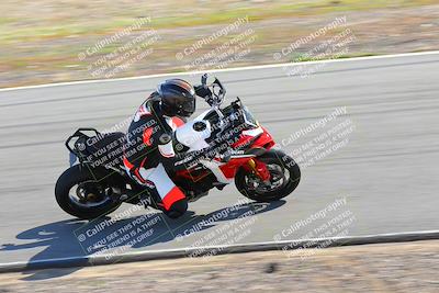 media/Feb-05-2023-Classic Track Day (Sun) [[c35aca4a42]]/Group 2/session 1 turn 9/